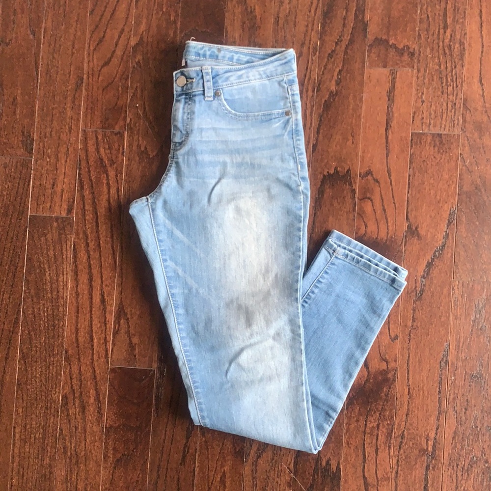 Jennifer Lopez Jeans, Size 2, Made in Cambodia